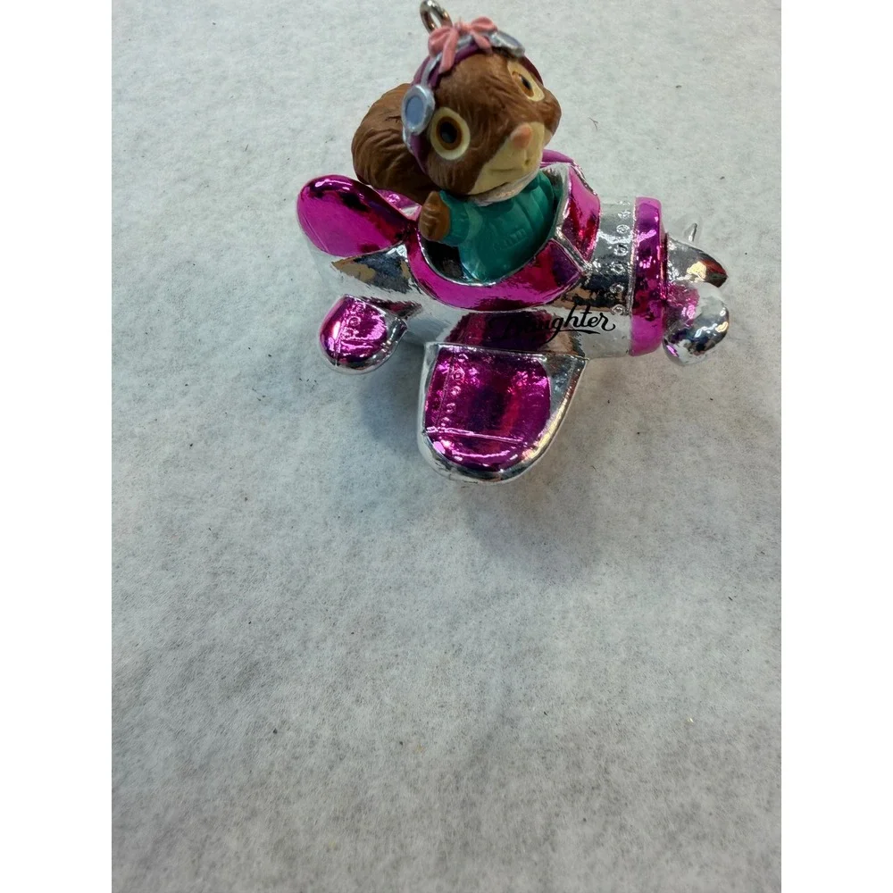 Hallmark Keepsake Ornament 1992 Daughter Bunny Rabbit Airplane Pilot QX503-1